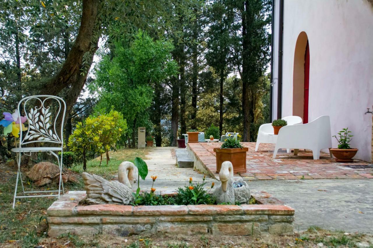 Bb Gli Aristogatti Bed & Breakfast Ghizzano Exterior photo