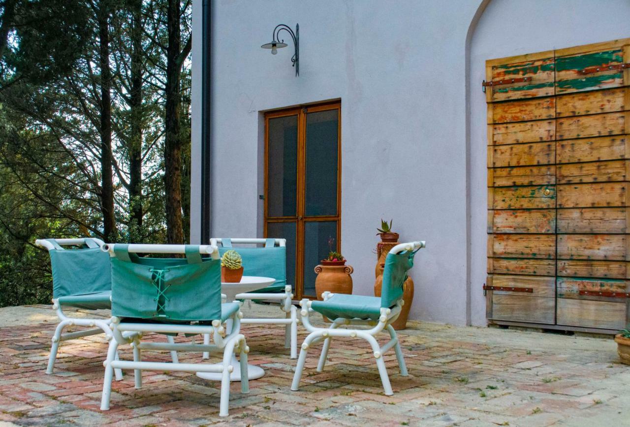 Bb Gli Aristogatti Bed & Breakfast Ghizzano Exterior photo